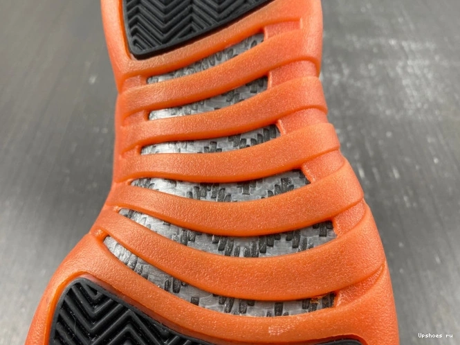 FD9101-081   Jordan Retro Orange Brilliant 12 0226